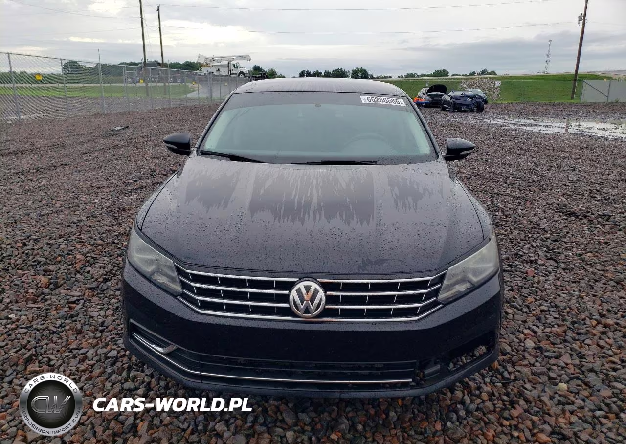 2017 Volkswagen Passat S VIN:1VWAT7A33HC009487 - 5