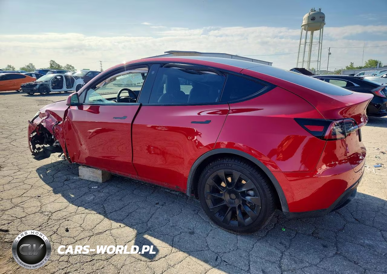 2022 Tesla Model Y VIN:7SAYGDEE8NF325940 - 2
