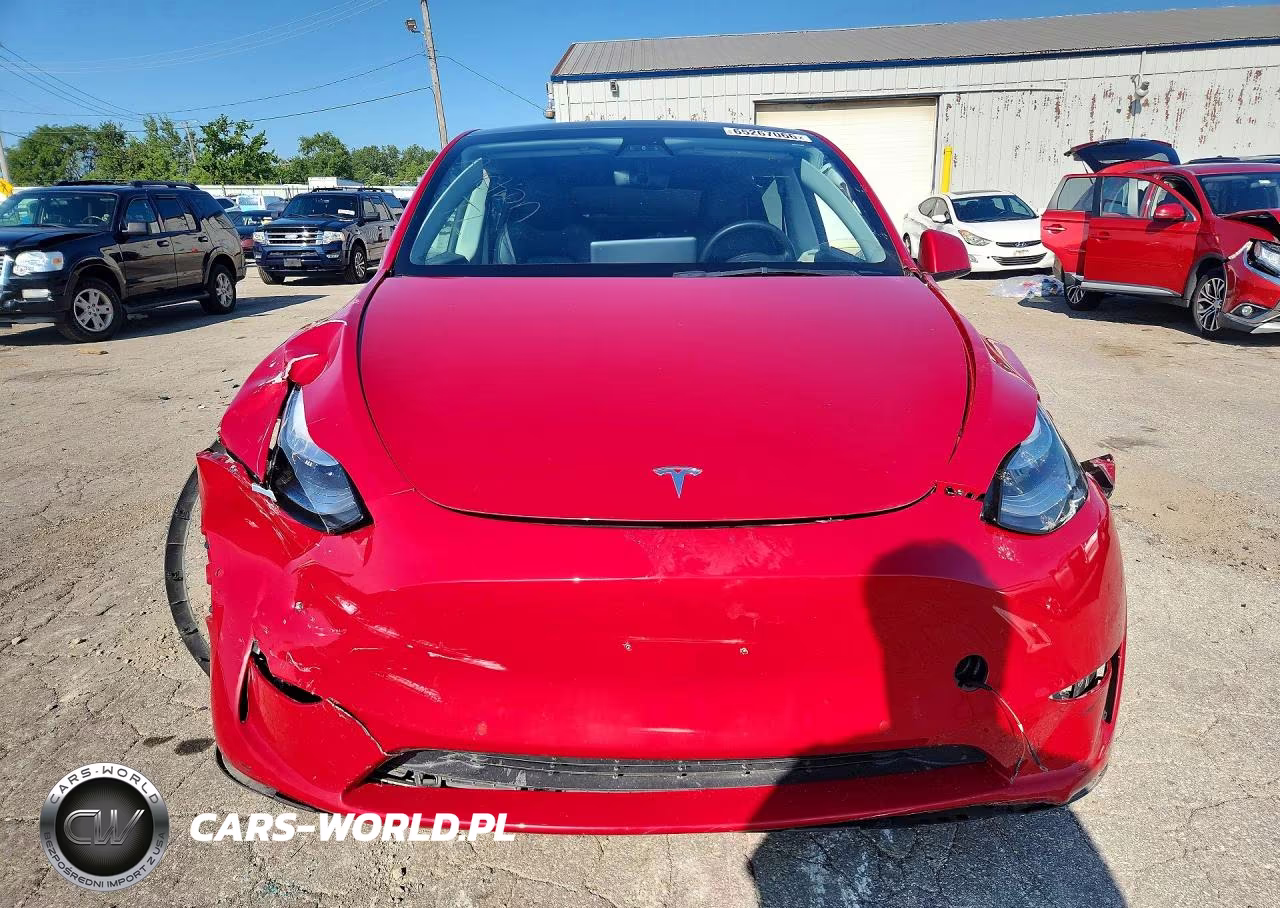 2022 Tesla Model Y VIN:7SAYGDEE8NF325940 - 5