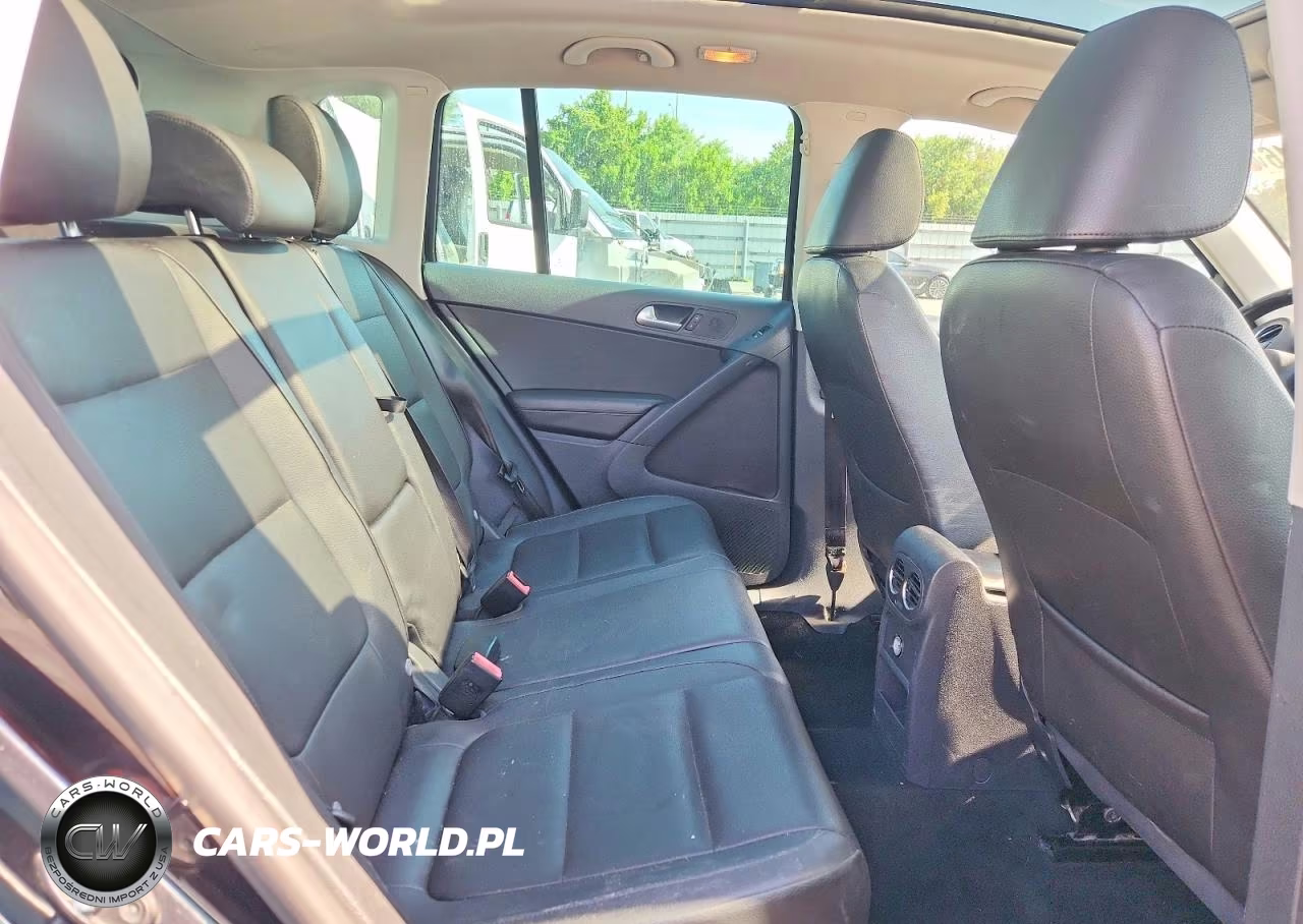 2013 Volkswagen Tiguan S VIN:WVGAV3AX8DW600900 - 11
