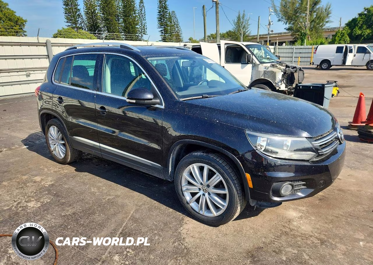 2013 Volkswagen Tiguan S VIN:WVGAV3AX8DW600900 - 4