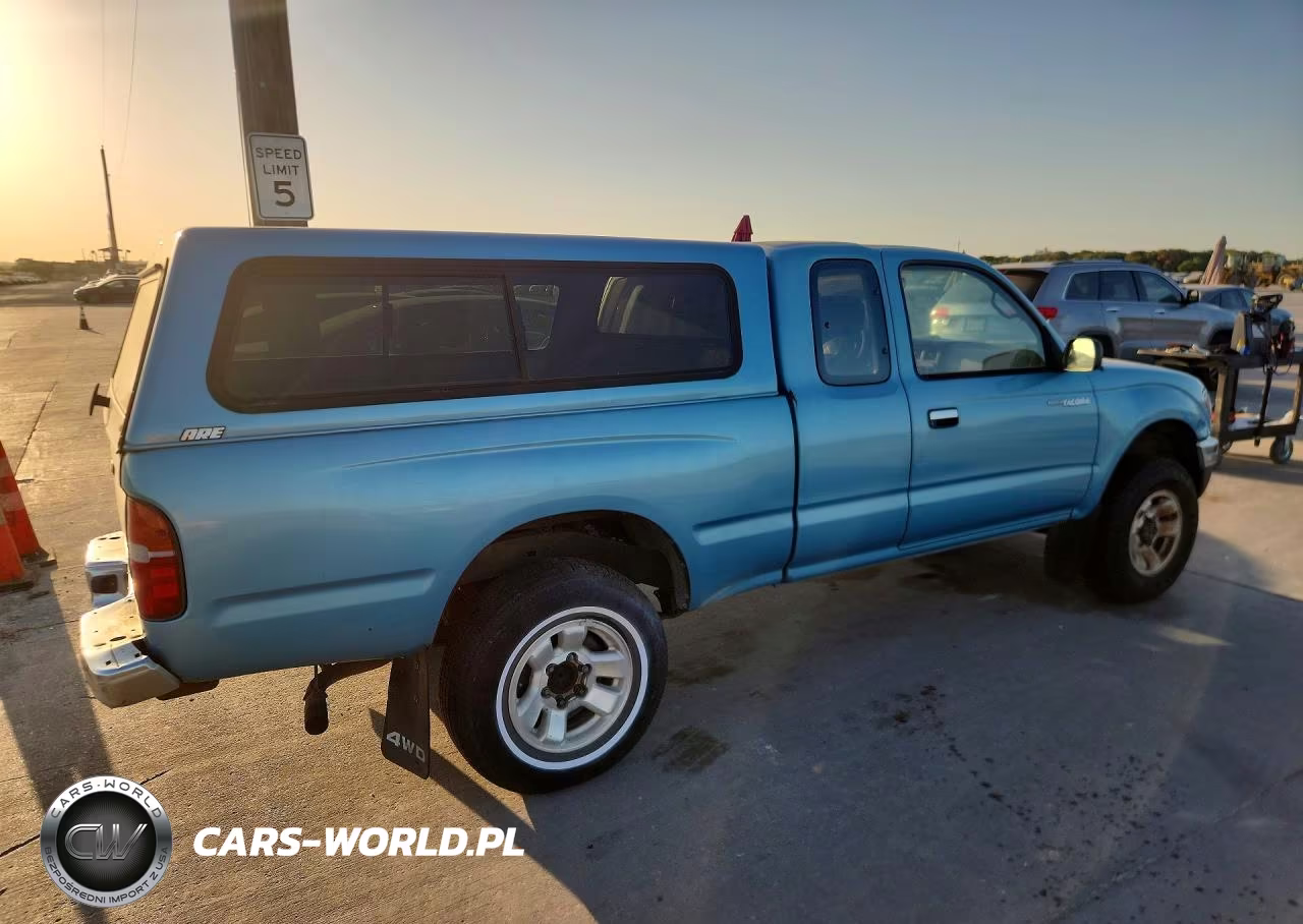 1997 Toyota Tacoma Base VIN:4TAWM72NXVZ236542 - 3