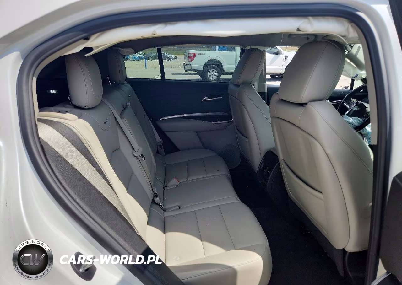 2023 Cadillac Xt4 Luxury VIN:1GYFZBR49PF150448 - 11