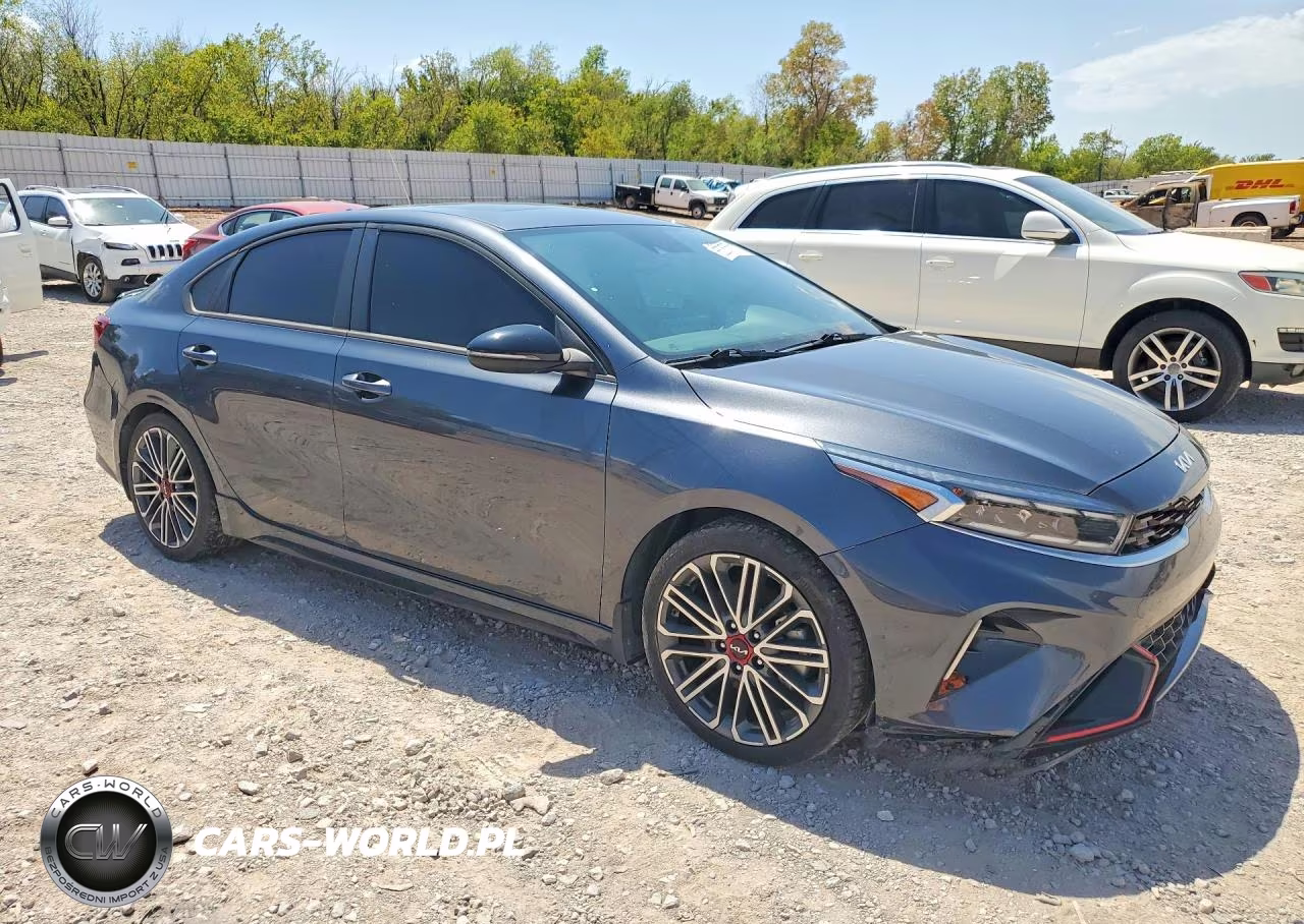2023 Kia Forte Gt VIN:3KPF44ACXPE617843 - 4