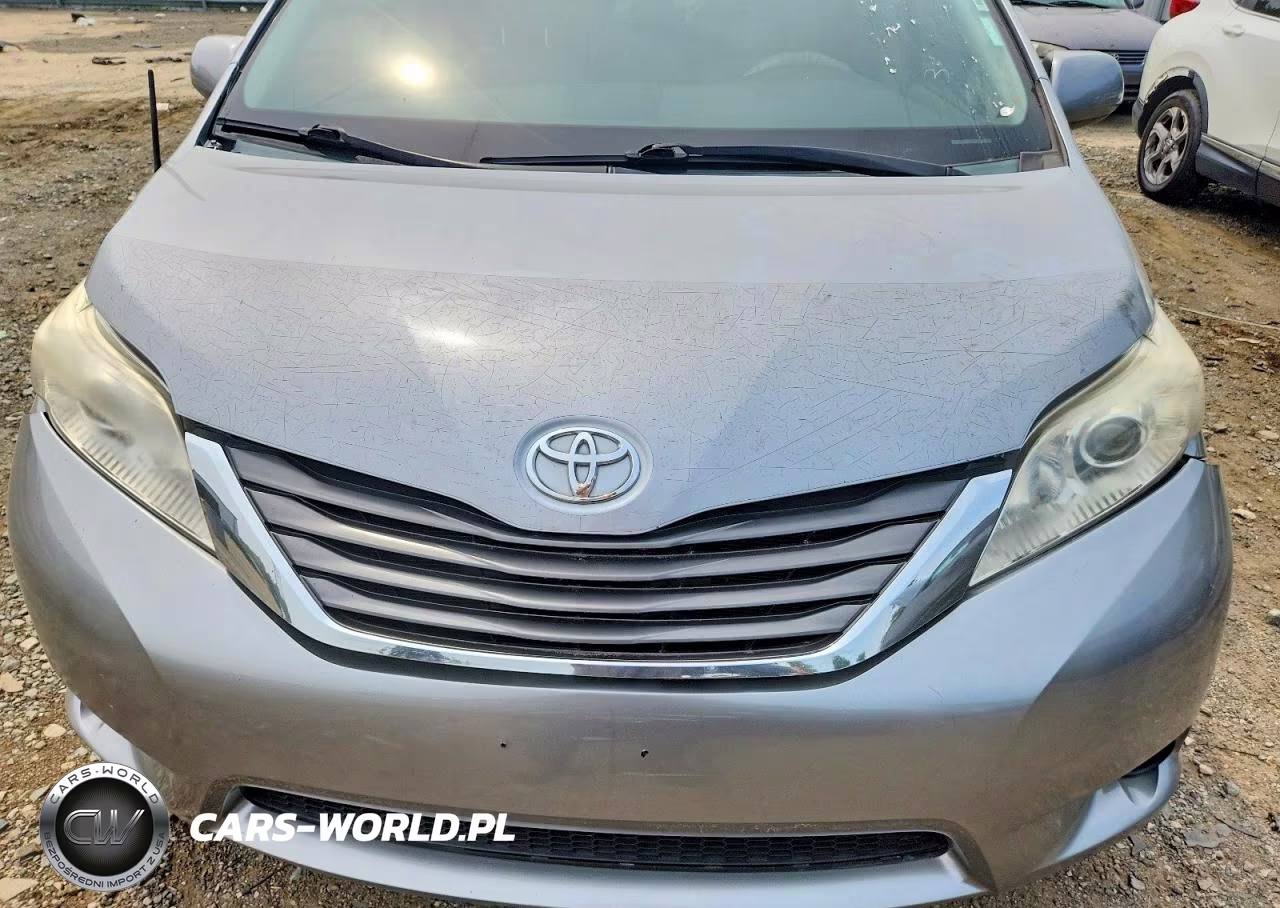 2013 Toyota Sienna Xle 8-Passenger VIN:5TDYK3DC0DS343333 - 11