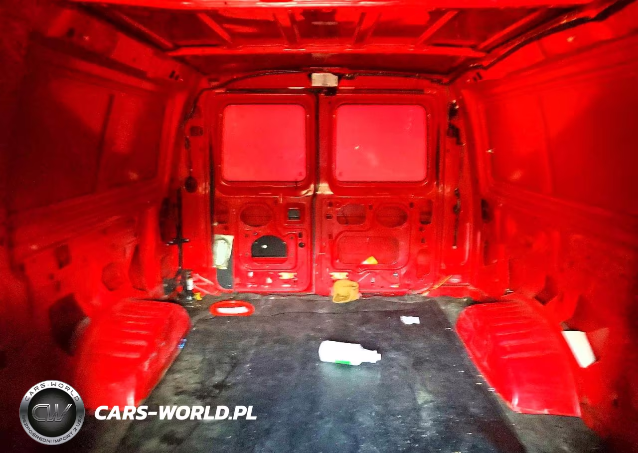 2013 Ford E350 Delivery Van VIN:1FTSE3ELXDDA33813 - 10