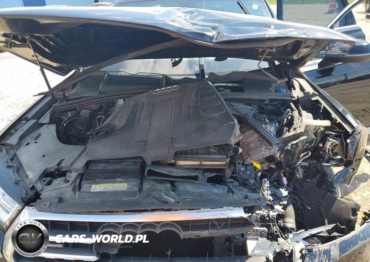 2018 Audi Q7 Premium VIN:WA1AHAF75JD037010 - 12