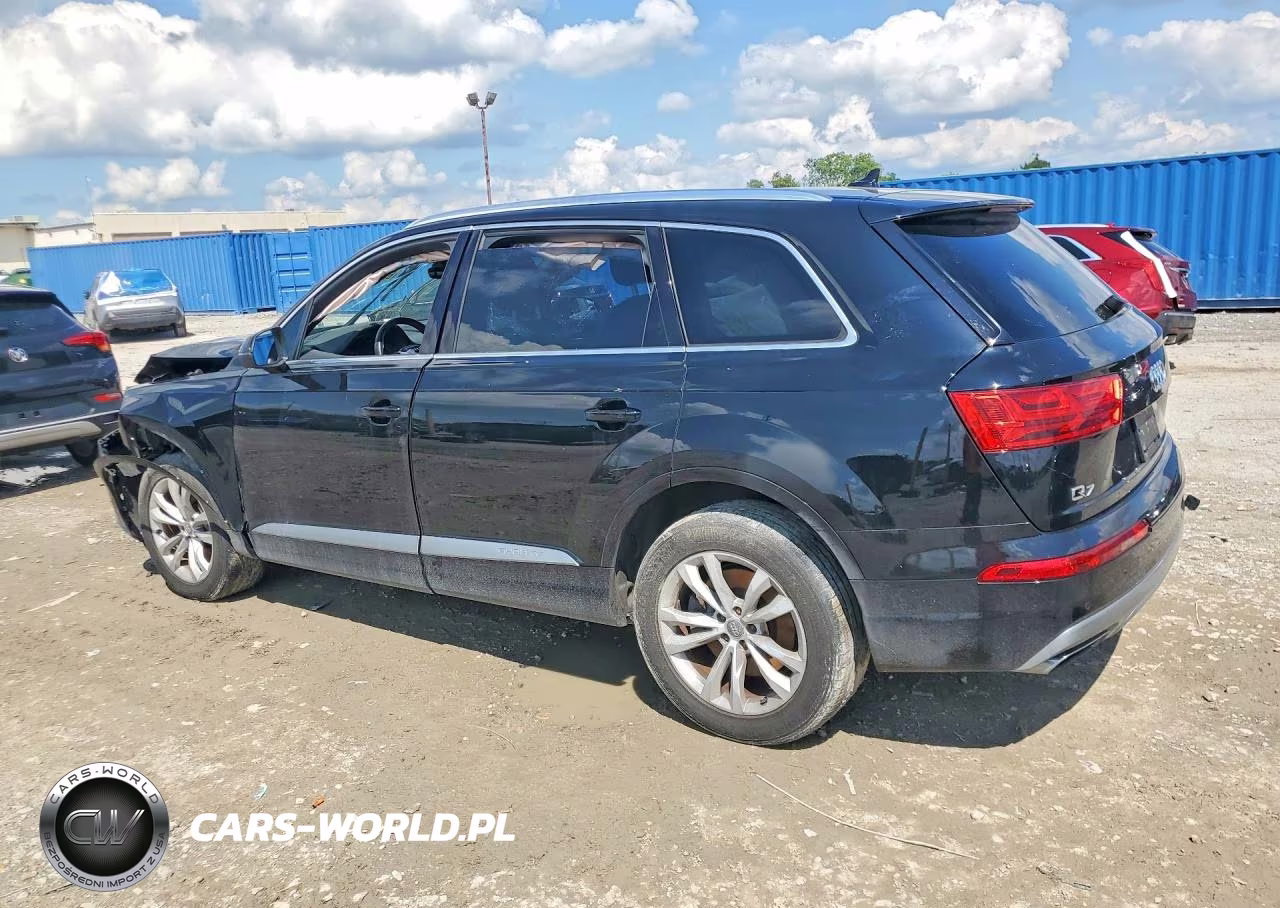 2018 Audi Q7 Premium VIN:WA1AHAF75JD037010 - 2