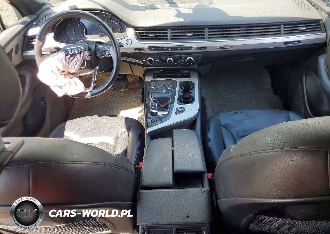 2018 Audi Q7 Premium VIN:WA1AHAF75JD037010 - 8