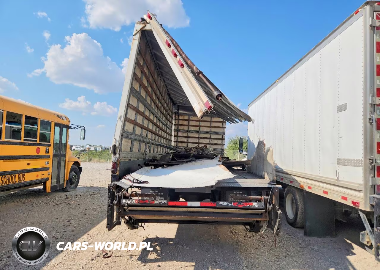 2013 Hino 258 Box Truck VIN:5PVNE8JT6D4S54938 - 6
