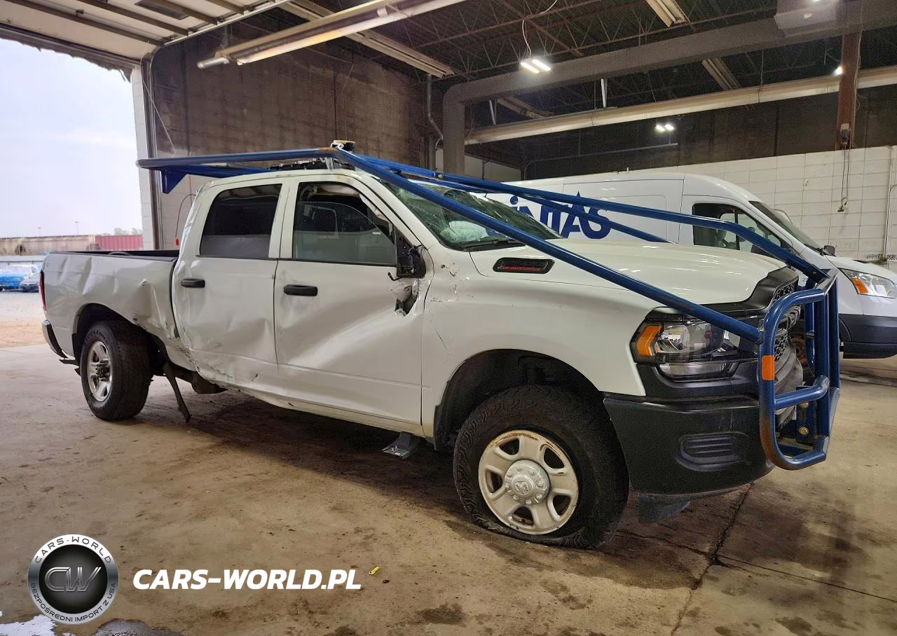 2023 Ram 2500 Tradesman VIN:3C6UR5CJ7PG610323 - 4