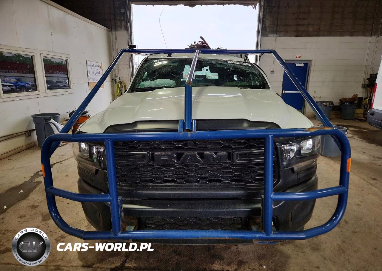 2023 Ram 2500 Tradesman VIN:3C6UR5CJ7PG610323 - 5