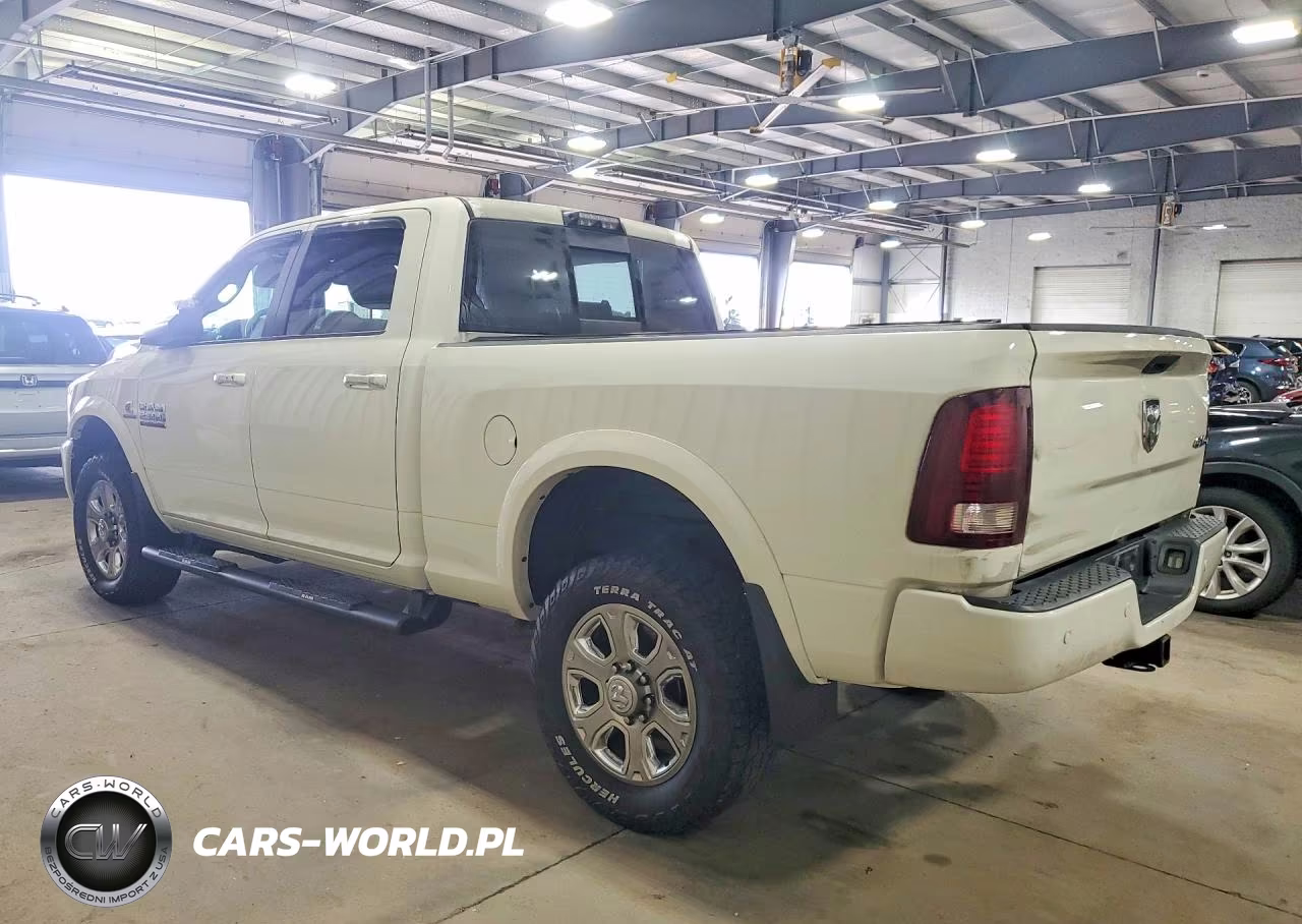 2018 Ram 2500 Laramie VIN:3C6UR5FL4JG262565 - 2