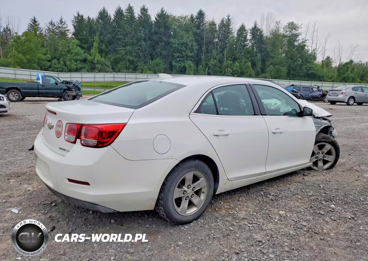 2015 Chevrolet Malibu 1Lt VIN:1G11C5SL8FF215169 - 3