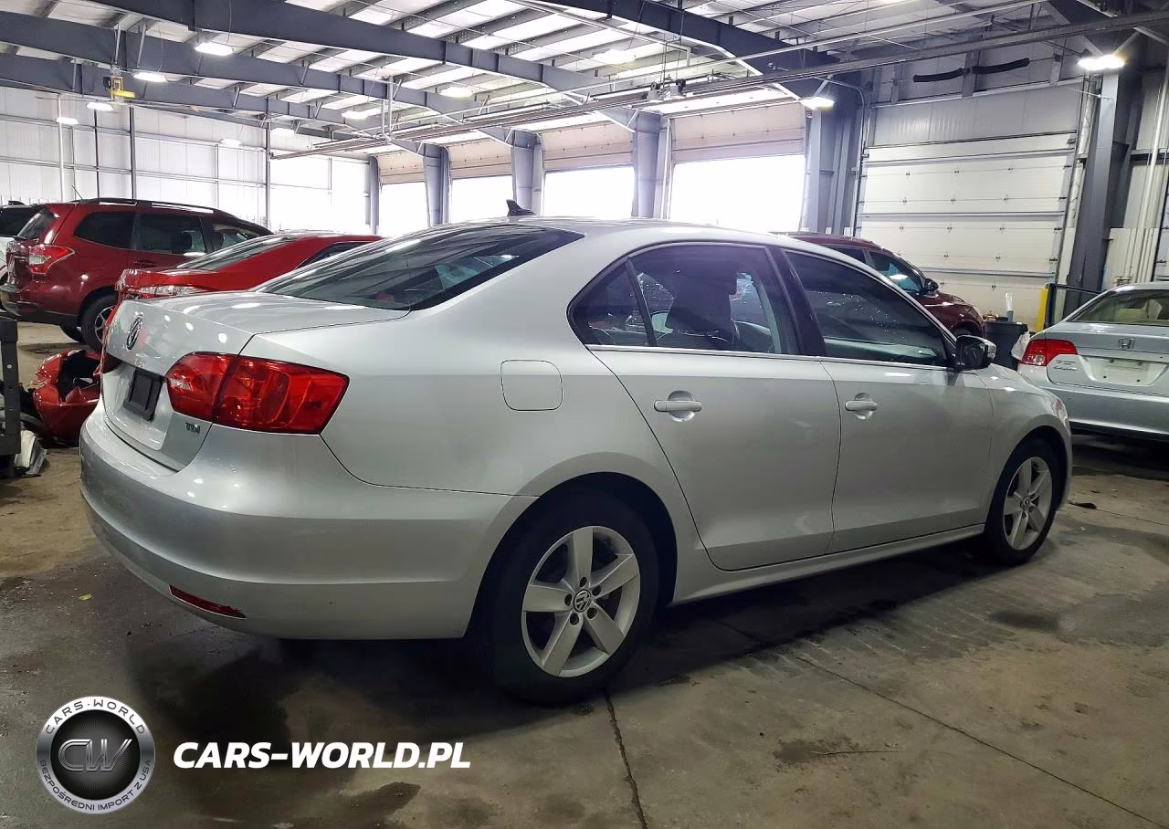 2013 Volkswagen Jetta Tdi VIN:3VWLL7AJ0DM405781 - 3