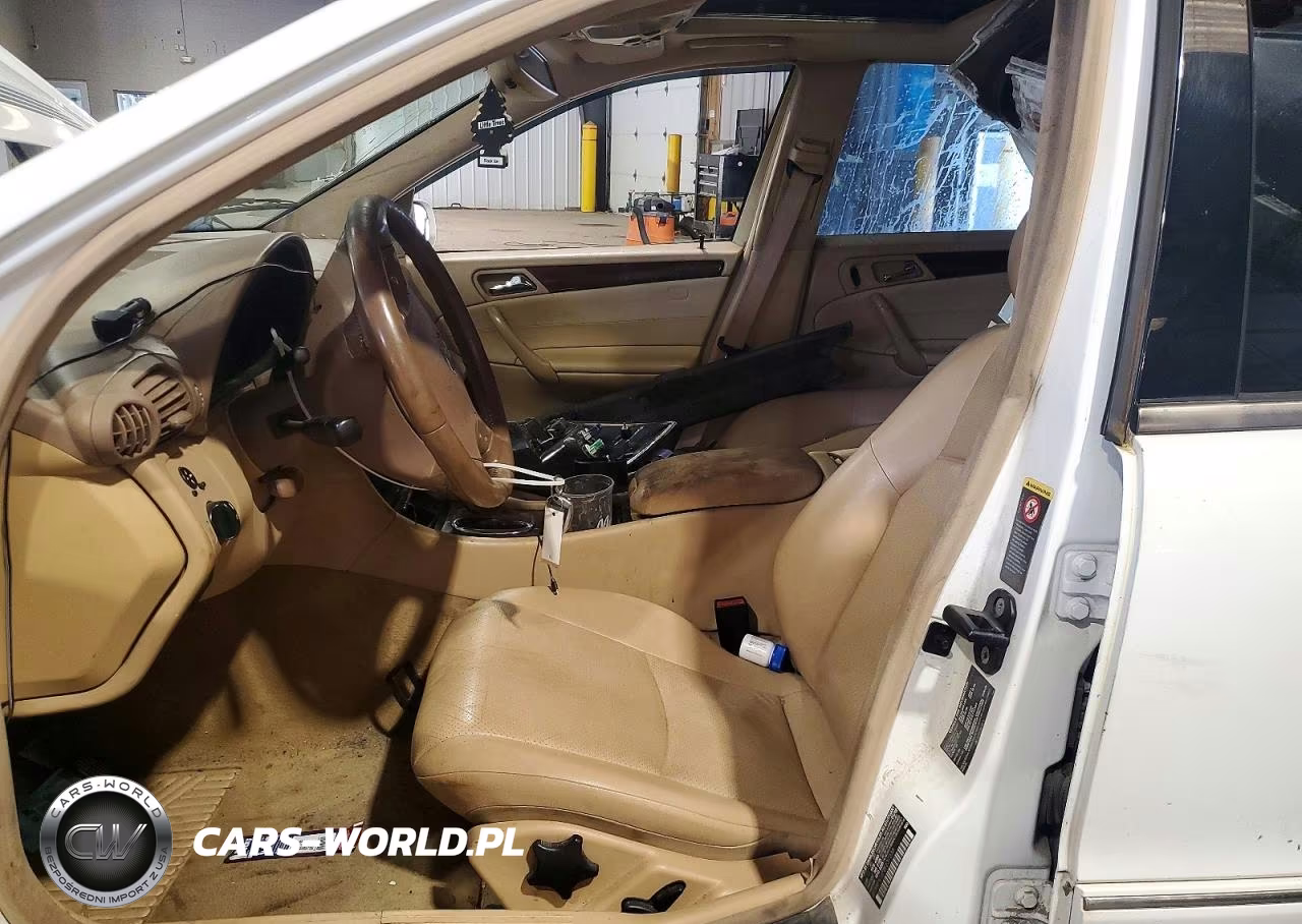 2002 Mercedes-Benz C 240 VIN:WDBRF61J72F237230 - 7