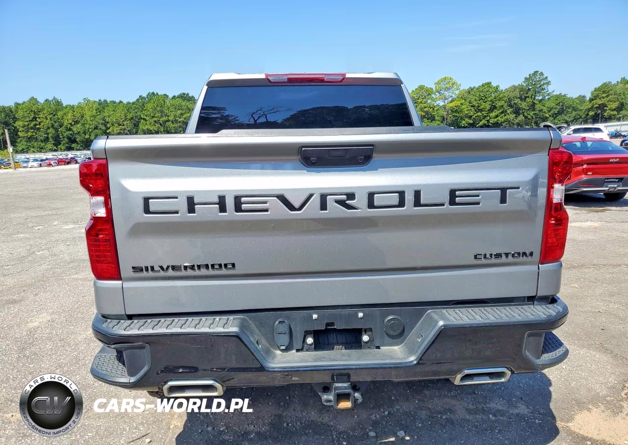 2026 Chevrolet Silverado K1500 Trail Boss Custom VIN:3GCUKCED3TG214666 - 6