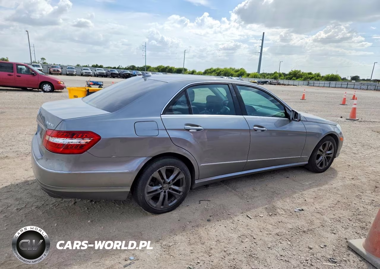 2011 Mercedes-Benz E 350 Bluetec VIN:WDDHF2EB3BA378291 - 3