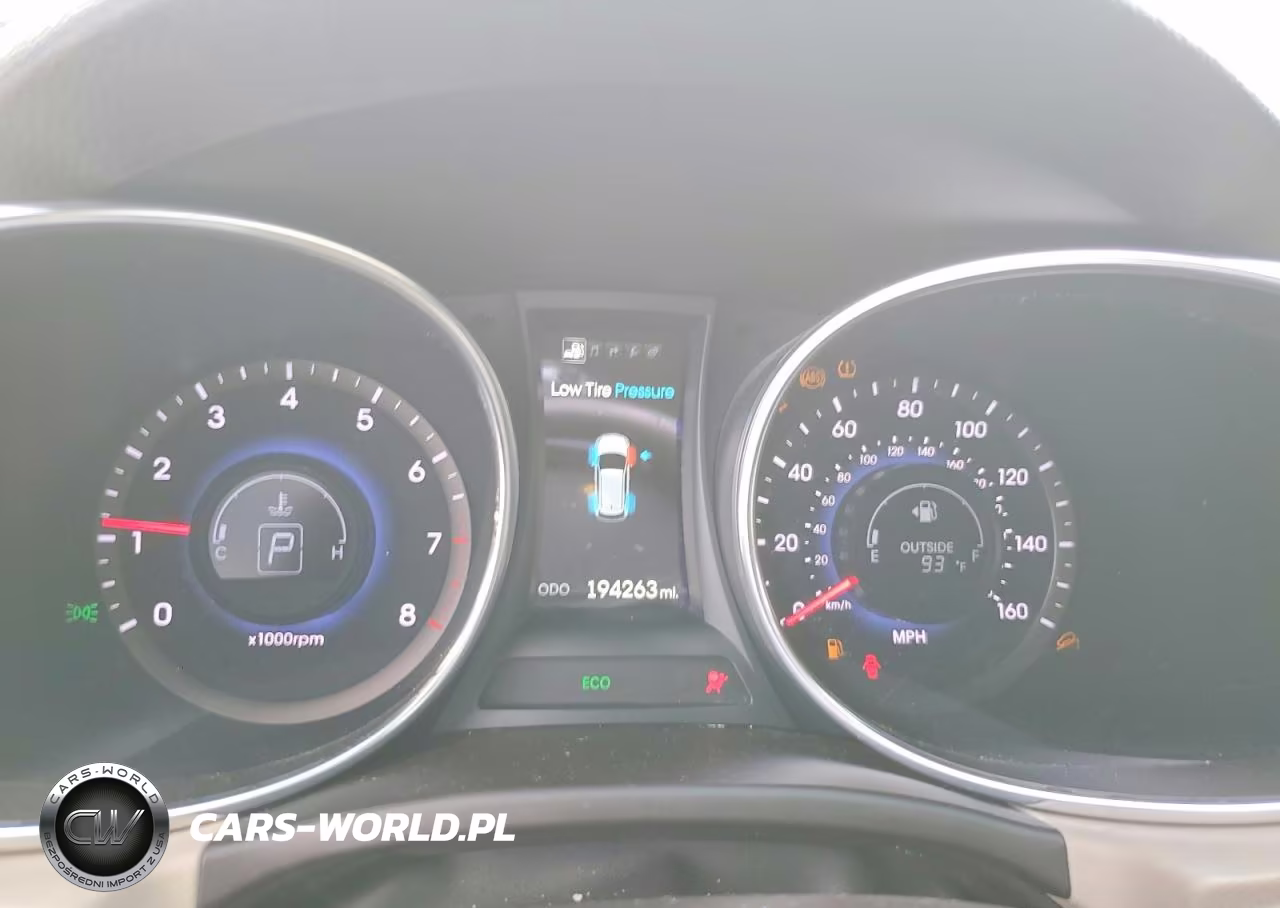 2015 Hyundai Santa Fe Sport 2.4L VIN:5XYZU3LB5FG251271 - 9