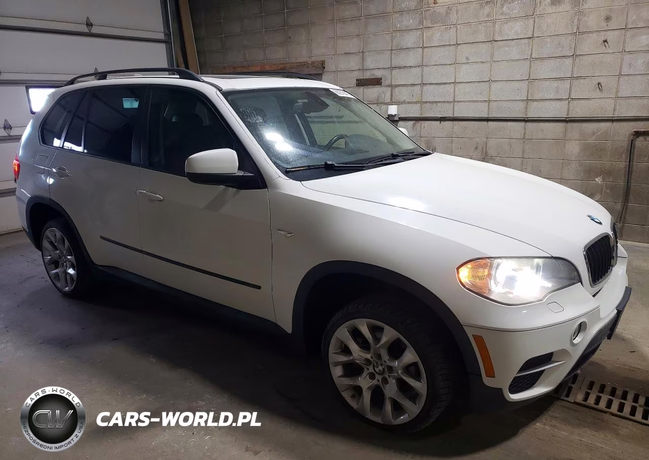 2012 BMW X5 xDrive35I VIN:5UXZV4C50CL986400 - 4