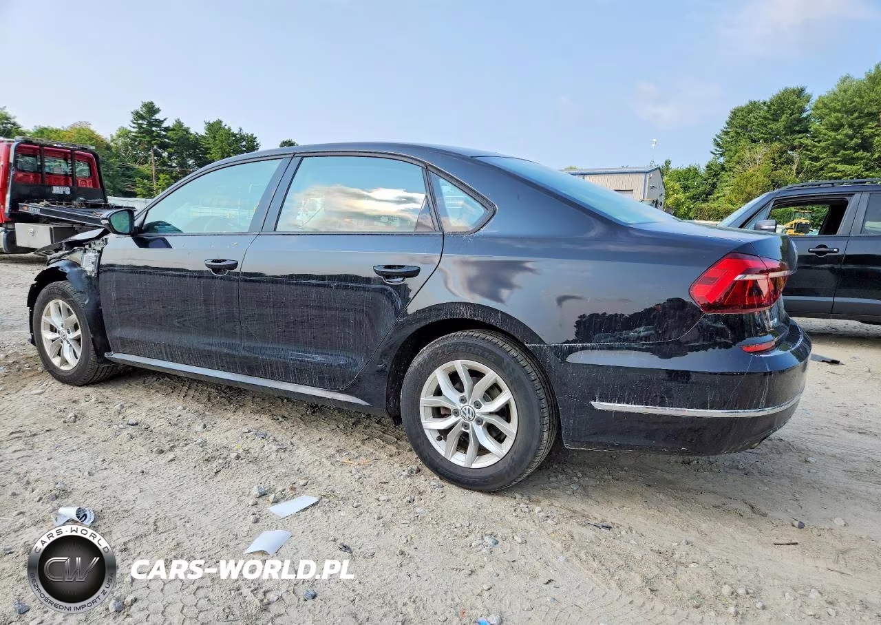 2018 Volkswagen Passat S VIN:1VWAA7A37JC039118 - 2