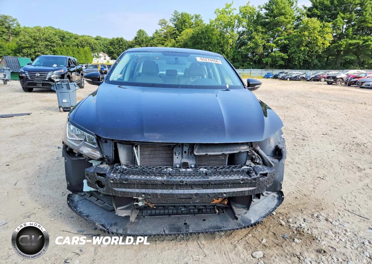 2018 Volkswagen Passat S VIN:1VWAA7A37JC039118 - 5