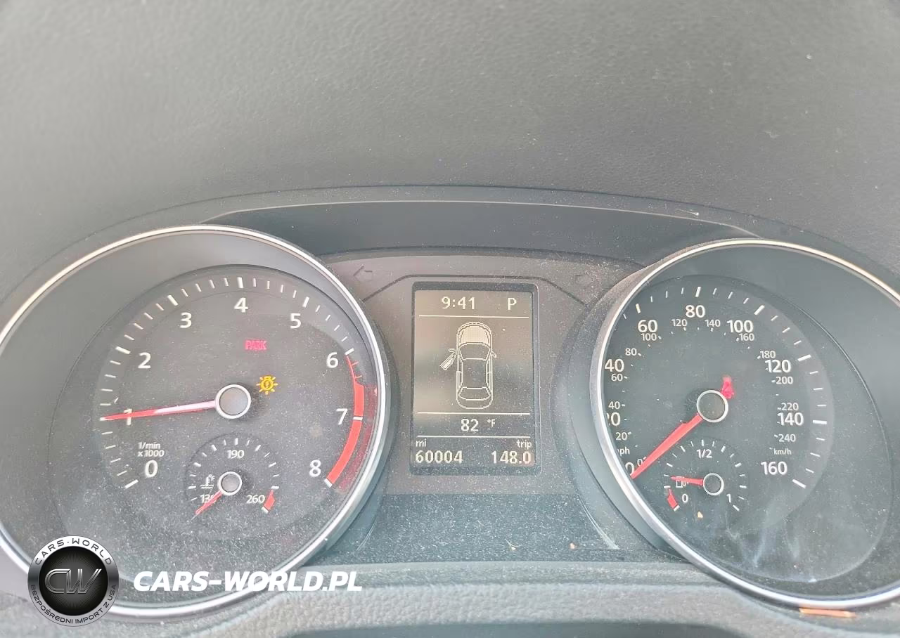2018 Volkswagen Passat S VIN:1VWAA7A37JC039118 - 9