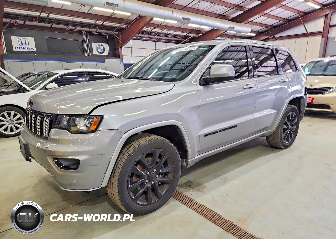2020 Jeep Grand Cherokee Laredo – zdjęcie 1 z 13