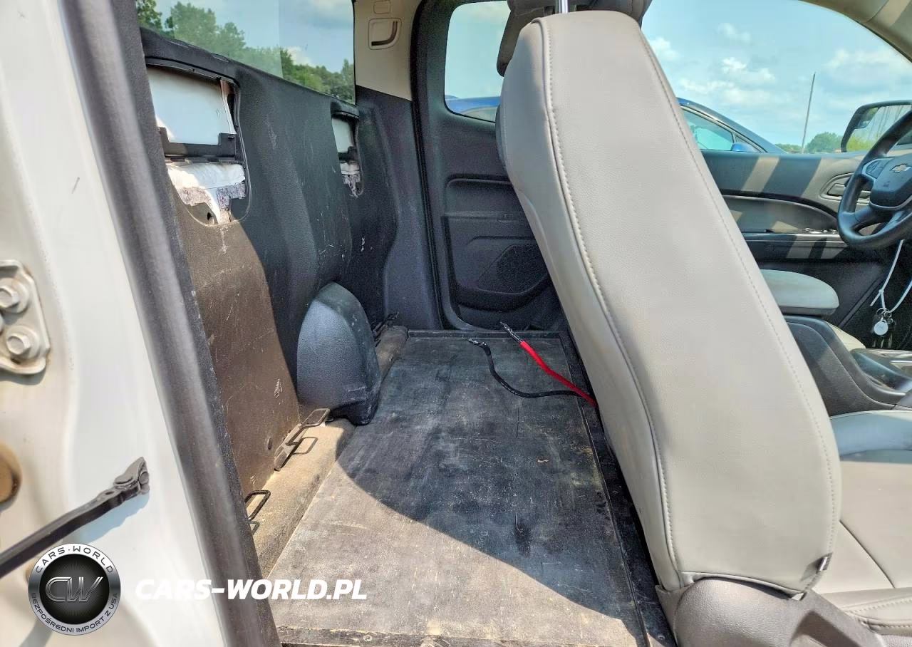 2017 Chevrolet Colorado VIN:1GCHSBEA1H1149937 - 10