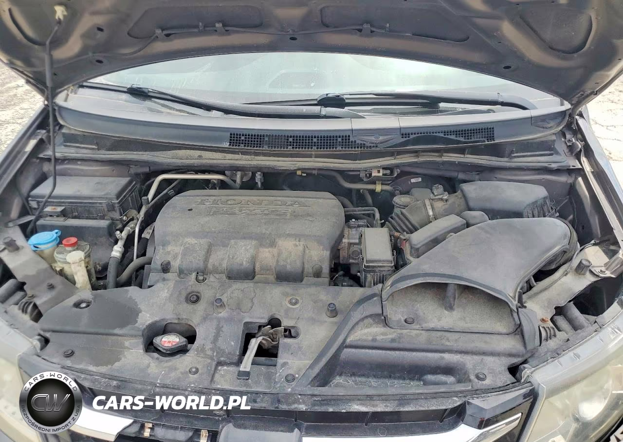 2014 Honda Odyssey Touring VIN:5FNRL5H93EB070115 - 12