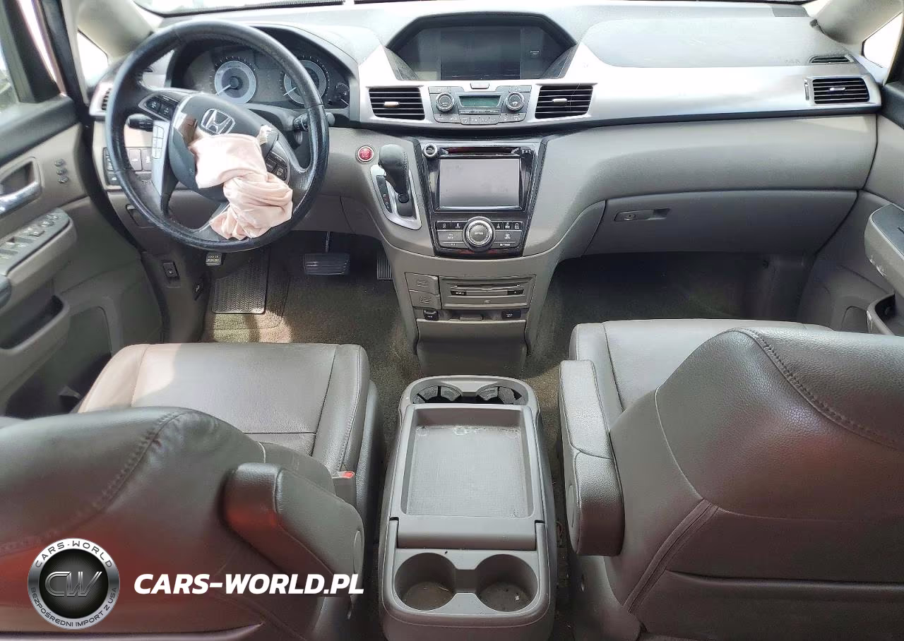2014 Honda Odyssey Touring VIN:5FNRL5H93EB070115 - 8
