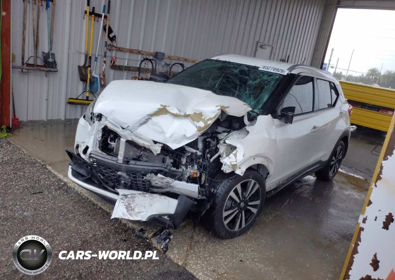 2018 Nissan Kicks Sr