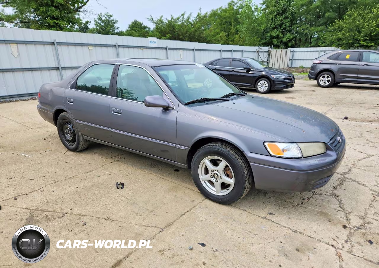 1997 Toyota Camry Xle V6 VIN:4T1BF22K0VU004255 - 4