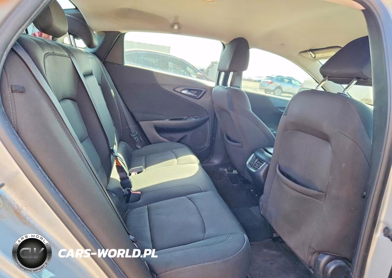 2018 Chevrolet Malibu Lt VIN:1G1ZD5ST2JF247057 - 10