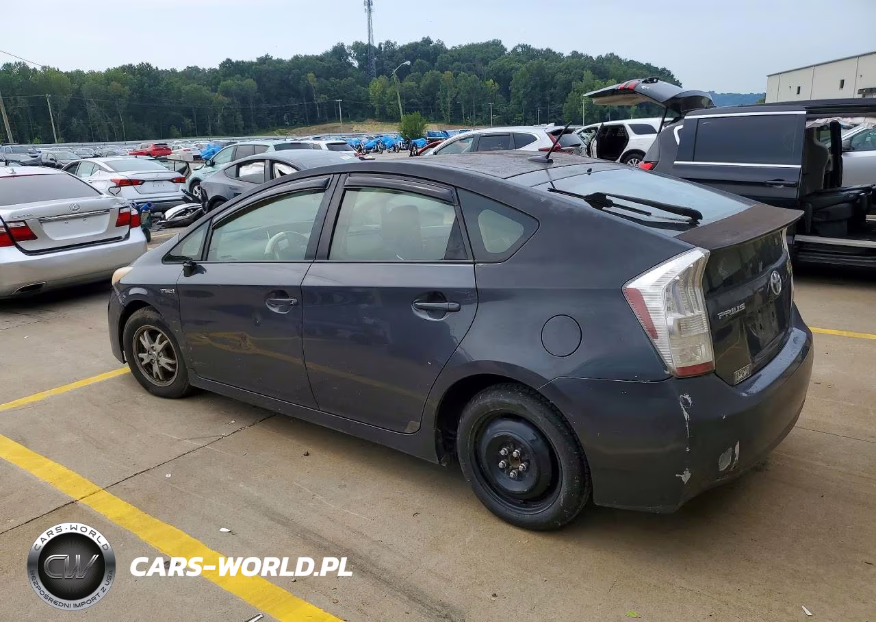 2011 Toyota Prius Three VIN:JTDKN3DU4B1341374 - 2