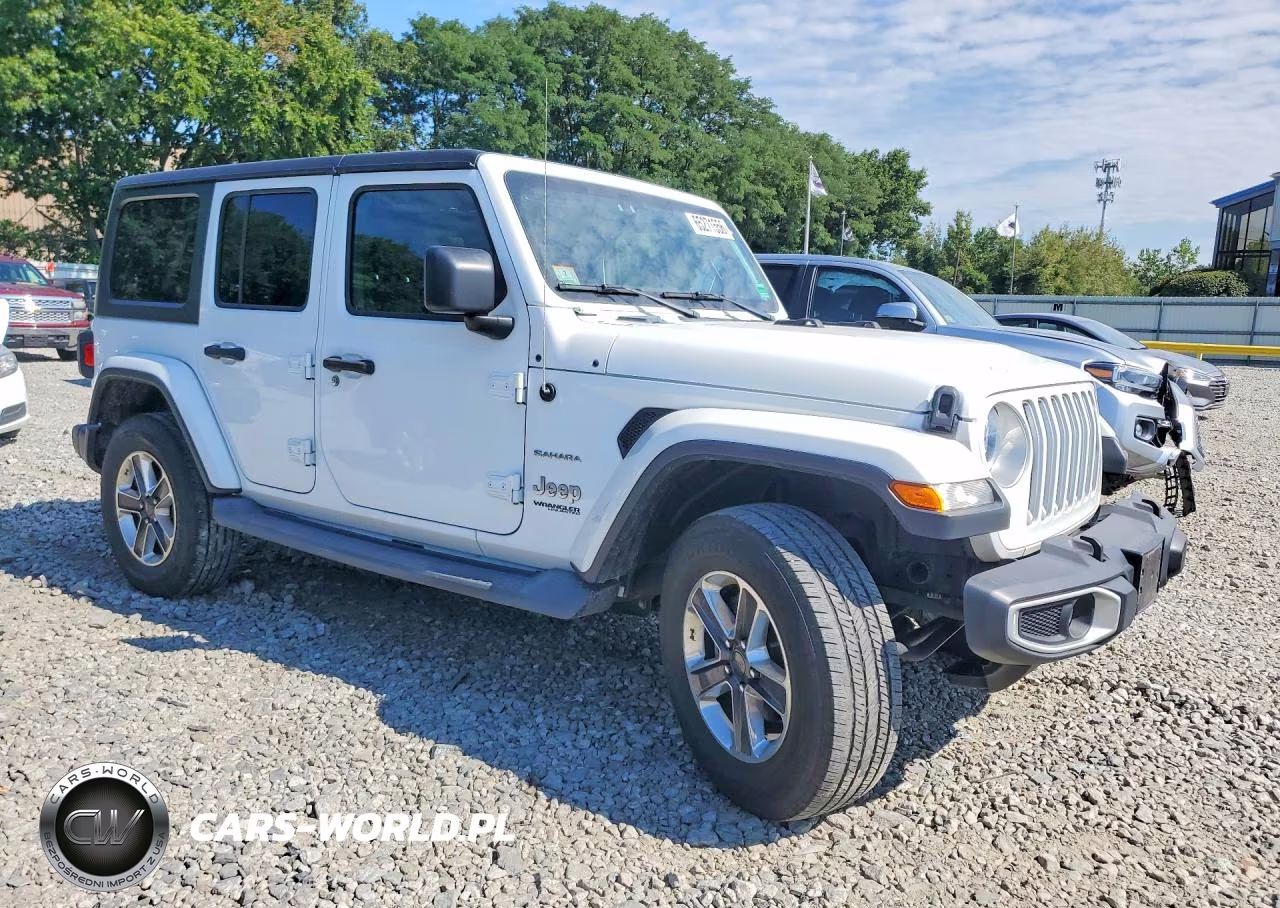 2019 Jeep Wrangler Unlimited Sahara VIN:1C4HJXENXKW635868 - 4