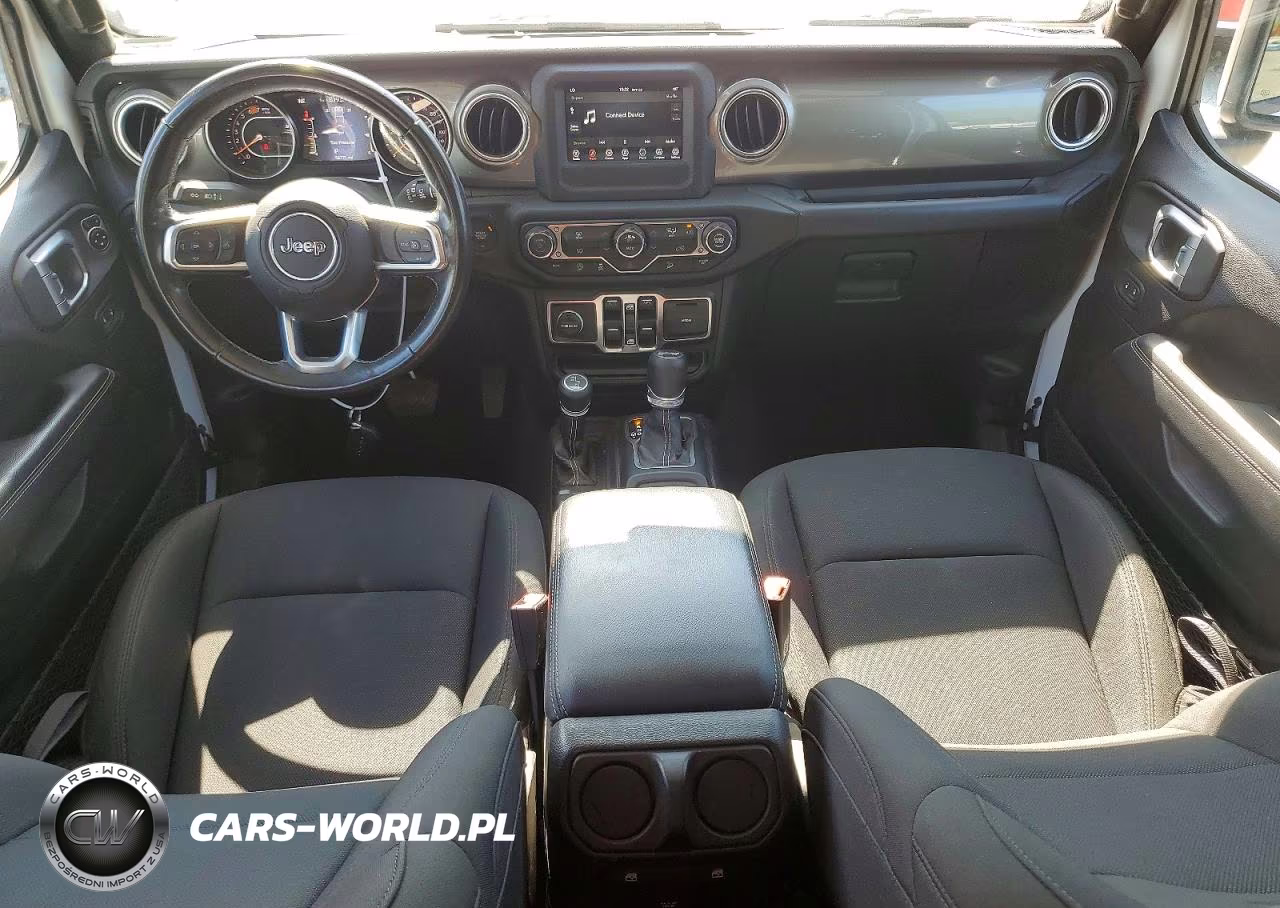 2019 Jeep Wrangler Unlimited Sahara VIN:1C4HJXENXKW635868 - 8