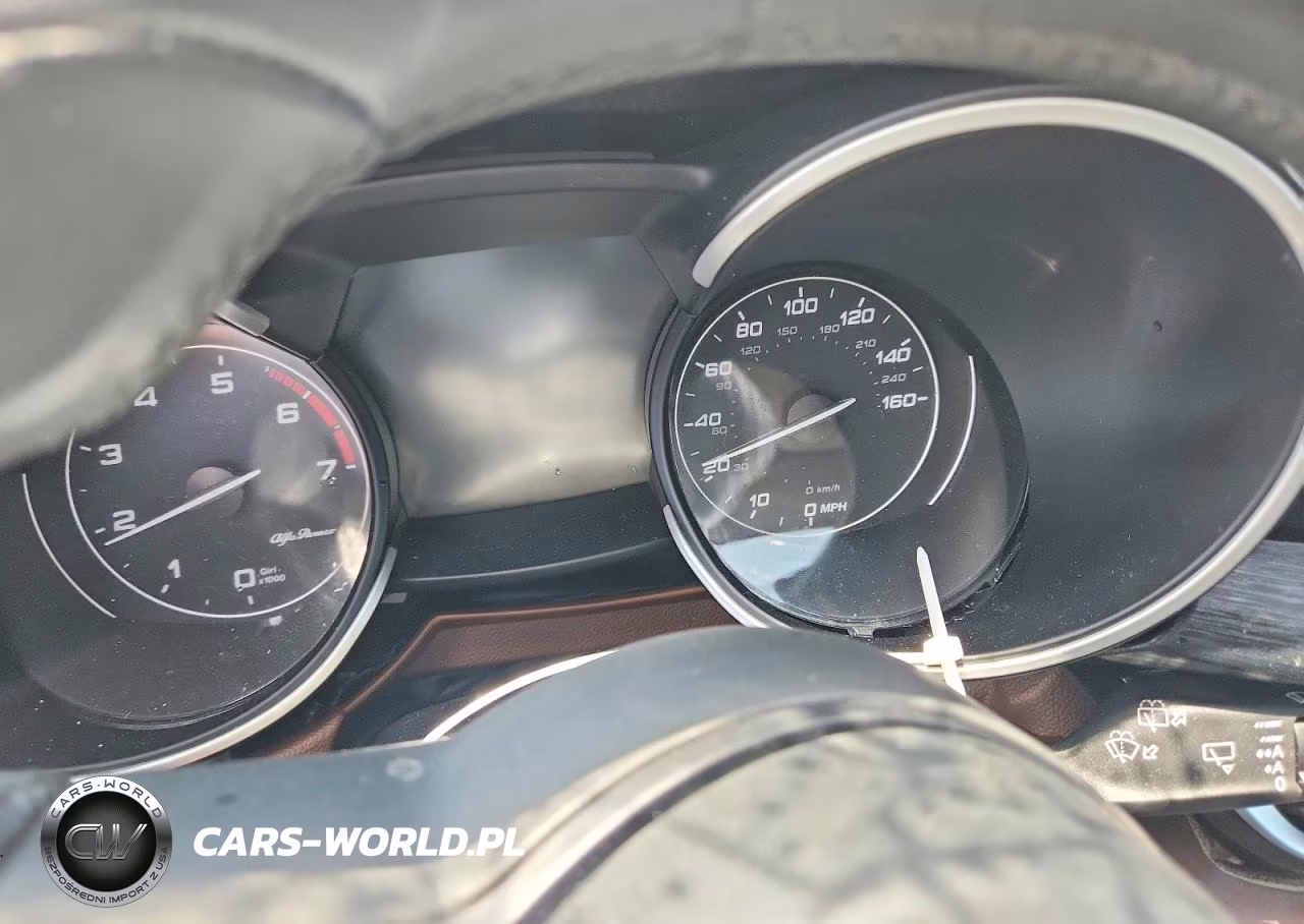 2021 Alfa Romeo Stelvio Sport VIN:ZASPAKAN0M7D14995 - 9