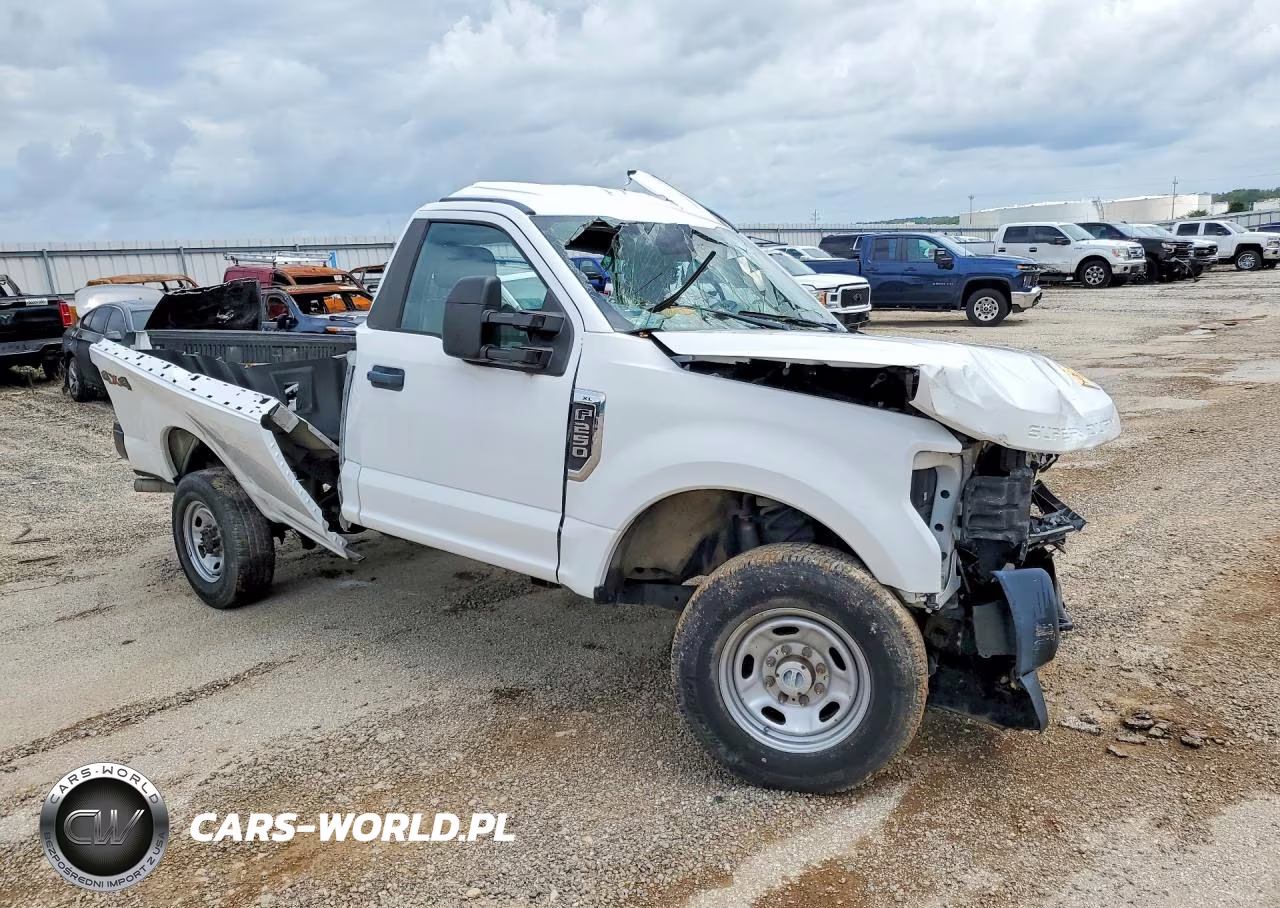 2017 Ford F250 Super Duty VIN:1FTBF2B62HED68683 - 4