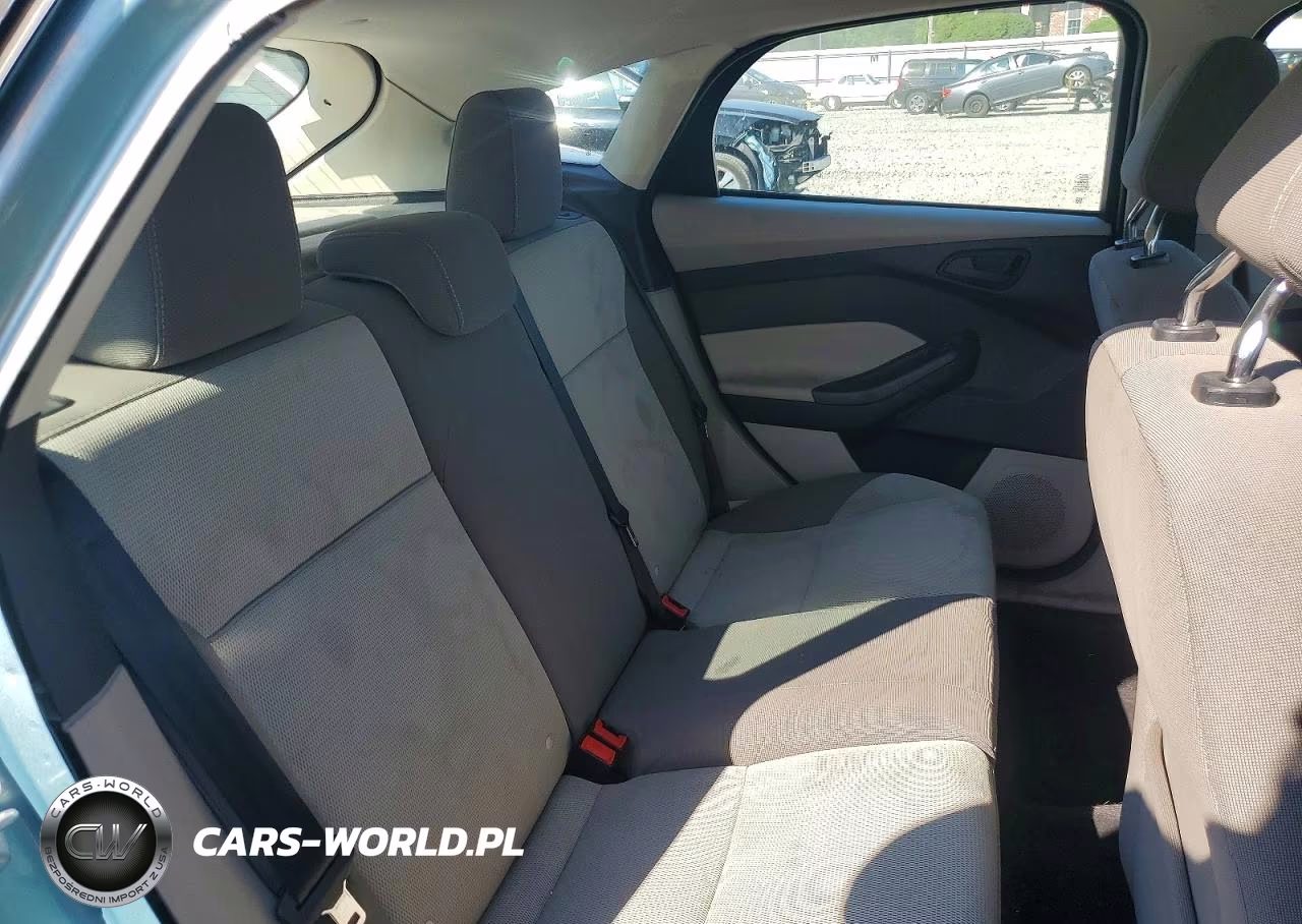 2012 Ford Focus Se VIN:1FAHP3K2XCL351585 - 10