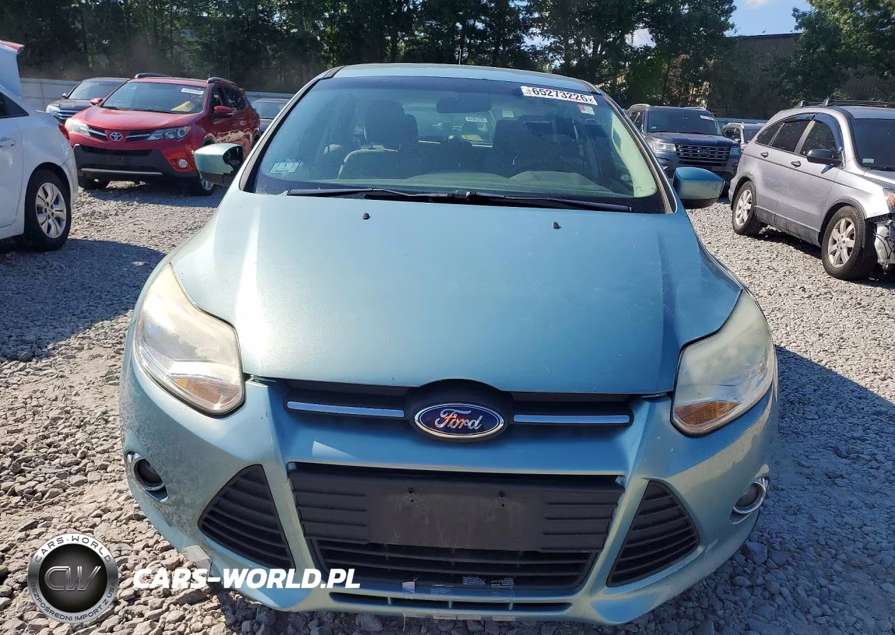 2012 Ford Focus Se VIN:1FAHP3K2XCL351585 - 5