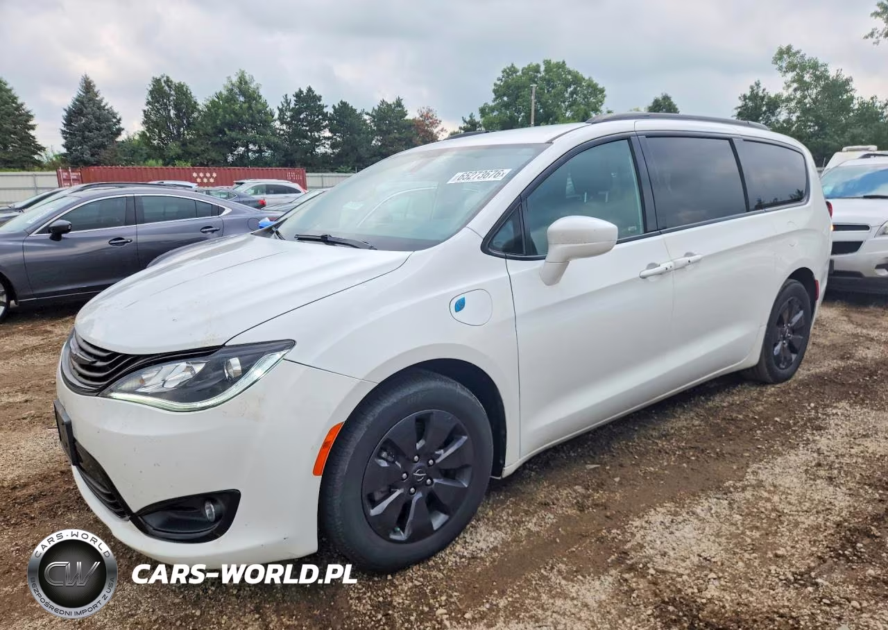 2019 Chrysler Pacifica Hybrid Touring Plus
