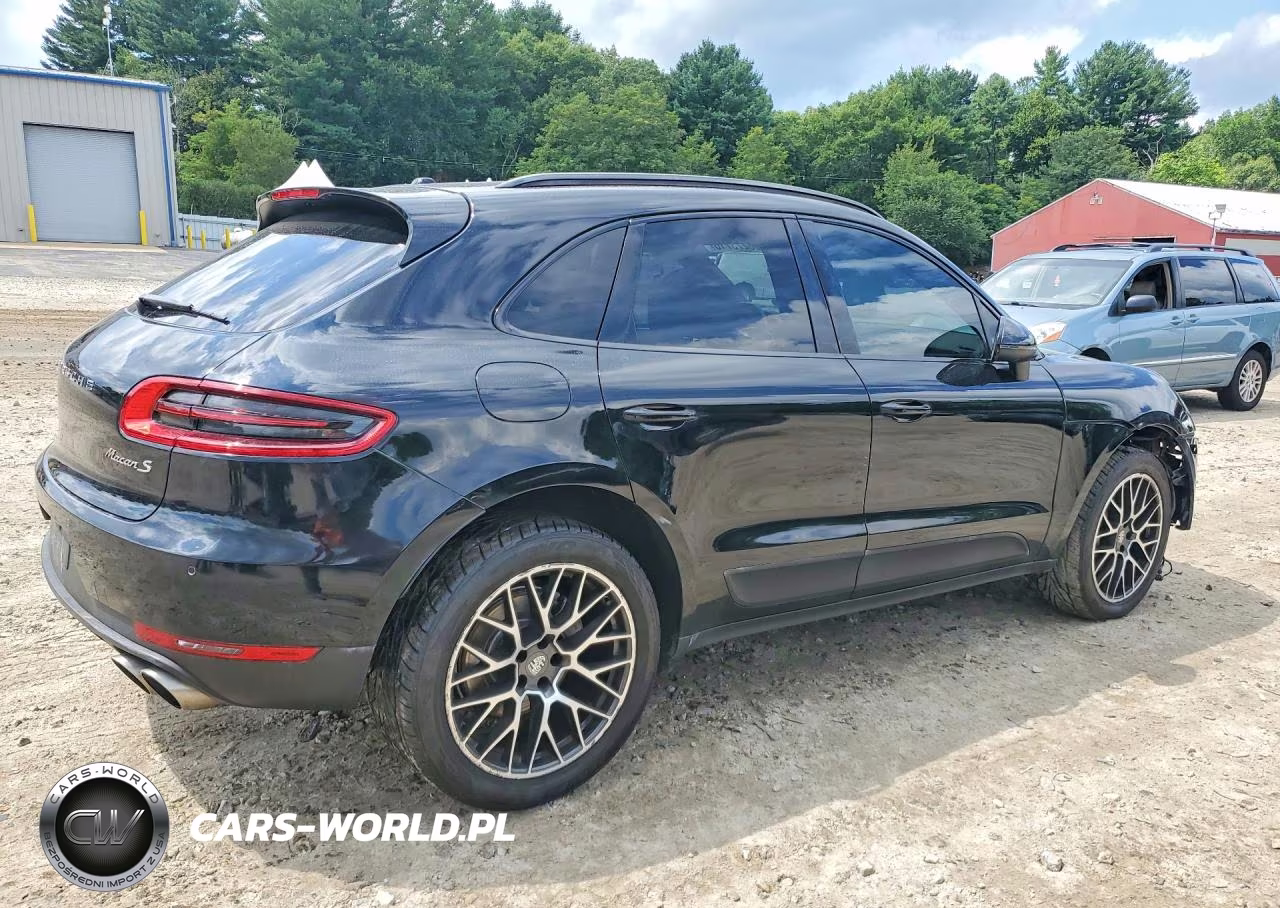 2018 Porsche Macan S VIN:WP1AB2A50JLB34123 - 3