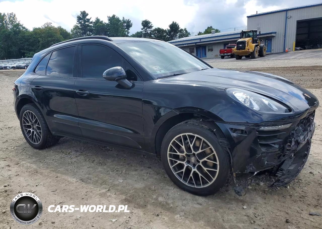 2018 Porsche Macan S VIN:WP1AB2A50JLB34123 - 4