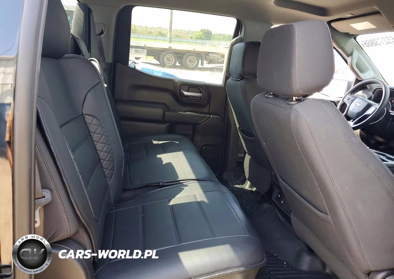 2023 Chevrolet Silverado C1500 Custom VIN:1GCPABEK9PZ301034 - 10