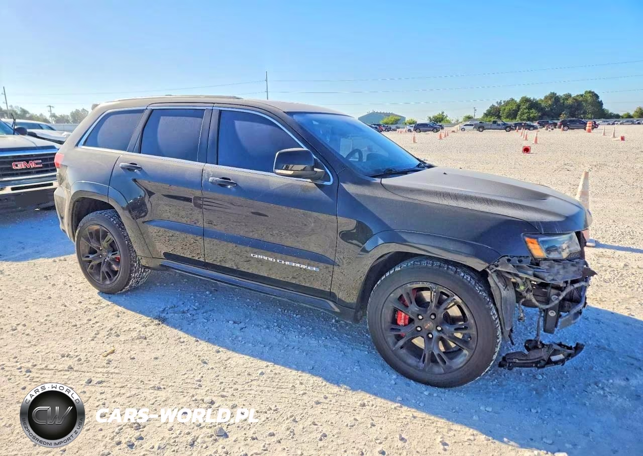 2015 Jeep Grand Cherokee Srt-8 VIN:1C4RJFDJXFC767369 - 4