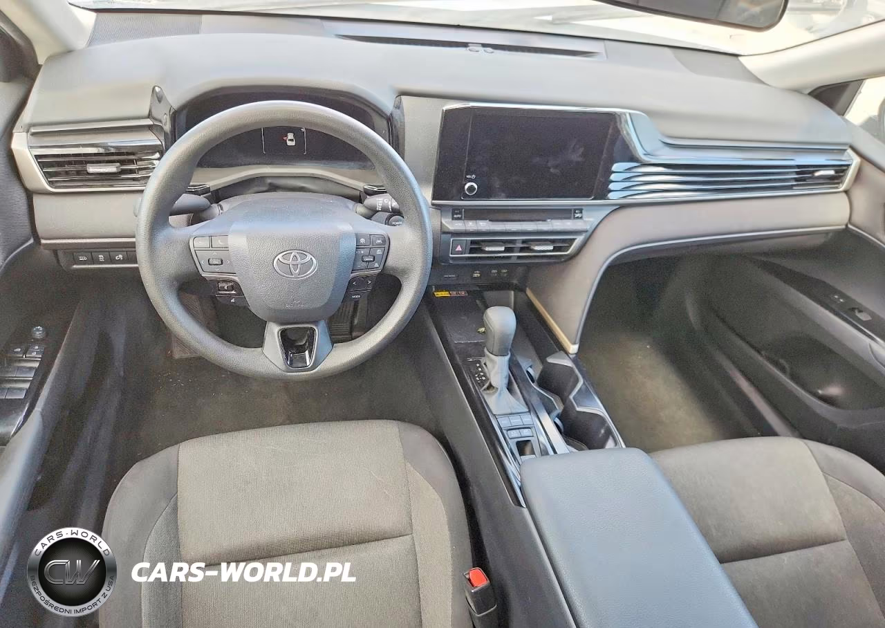2025 Toyota Camry Le VIN:4T1DAACK4SU008367 - 8