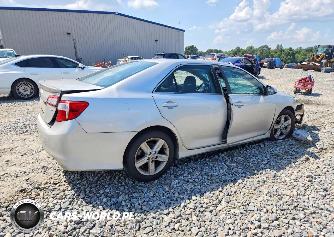 2012 Toyota Camry Se VIN:4T1BF1FK3CU172098 - 3