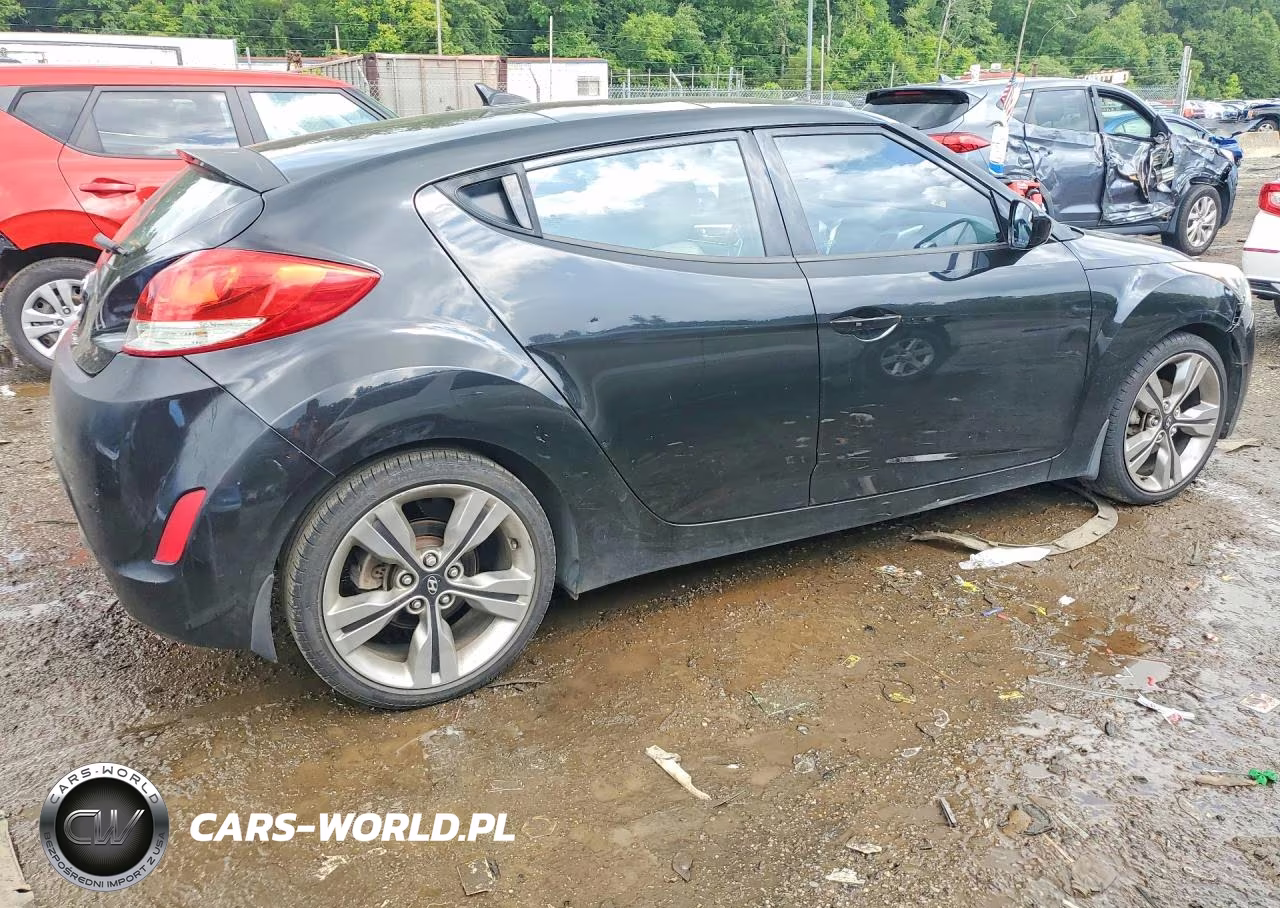 2012 Hyundai Veloster Base VIN:KMHTC6AD8CU072422 - 3