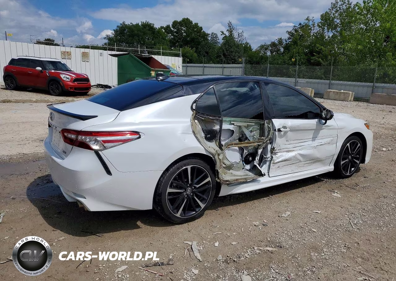 2020 Toyota Camry Xse VIN:4T1K61AK5LU306861 - 3